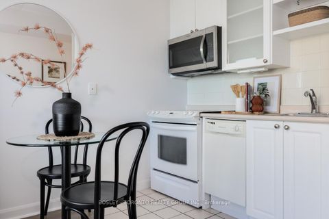 Photo 13 at 2109 - 600 Fleet Street, Niagara, Toronto