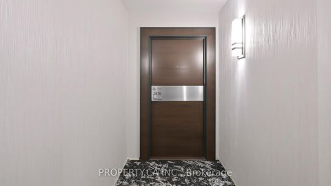 Photo 13 at 2816 - 15 Iceboat Terrace, Waterfront Communities C1, Toronto