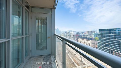 Photo 32 at 2816 - 15 Iceboat Terrace, Waterfront Communities C1, Toronto