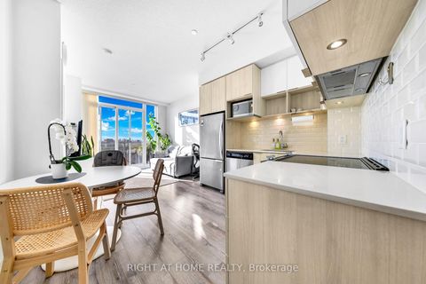 Photo 2 at 625 - 52 Forest Manor Road, Henry Farm, Toronto