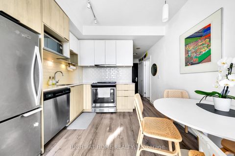 Photo 3 at 625 - 52 Forest Manor Road, Henry Farm, Toronto