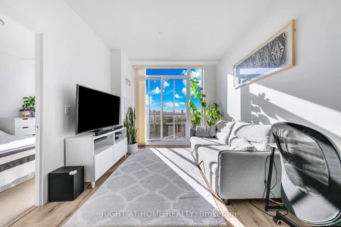 Photo 4 at 625 - 52 Forest Manor Road, Henry Farm, Toronto
