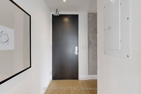 Photo 8 at 907 - 224 King Street W, Waterfront Communities C1, Toronto