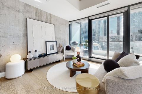 Photo 10 at 907 - 224 King Street W, Waterfront Communities C1, Toronto