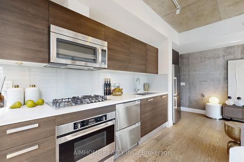 Photo 12 at 907 - 224 King Street W, Waterfront Communities C1, Toronto