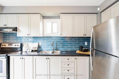 Photo 4 at 230 Kozlov Street, West Bayfield, Barrie
