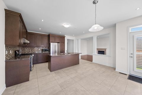 Photo 10 at 144 Ironside Drive, Vellore Village, Vaughan