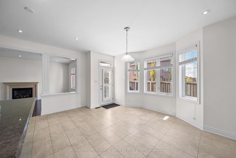 Photo 11 at 144 Ironside Drive, Vellore Village, Vaughan