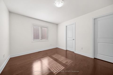 Photo 22 at 144 Ironside Drive, Vellore Village, Vaughan