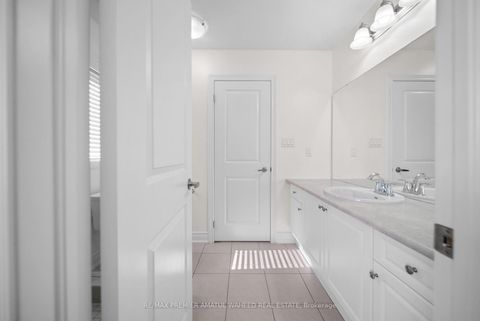 Photo 24 at 144 Ironside Drive, Vellore Village, Vaughan