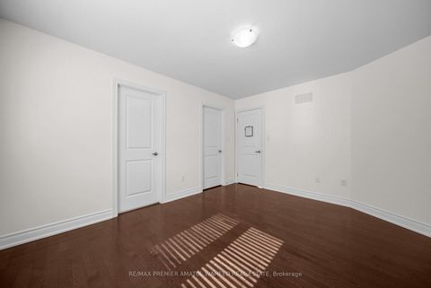 Photo 39 at 144 Ironside Drive, Vellore Village, Vaughan