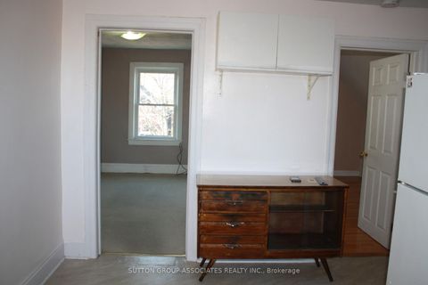Photo 13 at 203 Fairview Avenue, Junction Area, Toronto