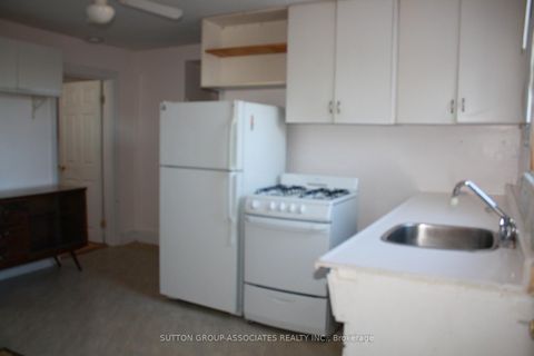 Photo 15 at 203 Fairview Avenue, Junction Area, Toronto