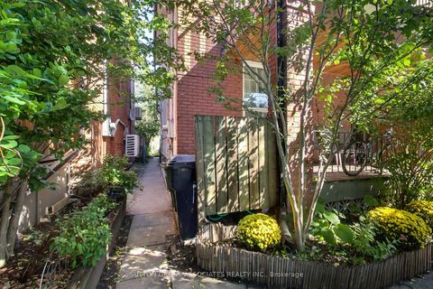Photo 24 at 203 Fairview Avenue, Junction Area, Toronto