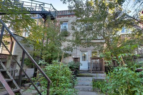 Photo 26 at 203 Fairview Avenue, Junction Area, Toronto