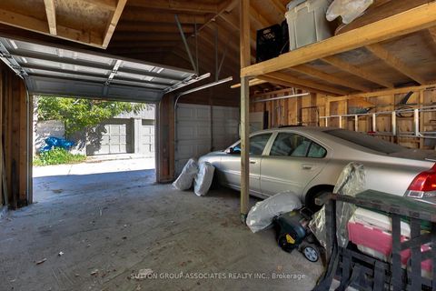 Photo 31 at 203 Fairview Avenue, Junction Area, Toronto
