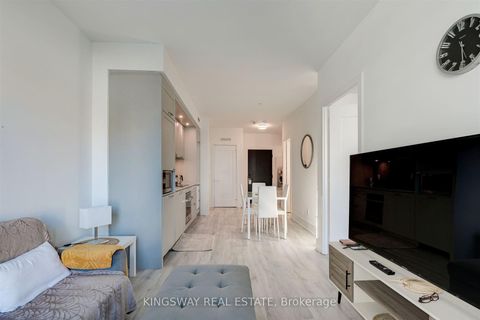 Photo 12 at 1907 - 470 Front Street W, Waterfront Communities C1, Toronto