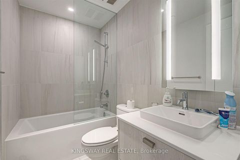 Photo 25 at 1907 - 470 Front Street W, Waterfront Communities C1, Toronto