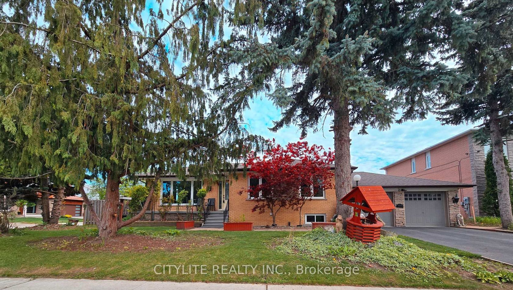 Photo 0 at 2 Emmeline Crescent, Malvern West, Toronto Photo 0 at 2 Emmeline Crescent, Malvern West, Toronto