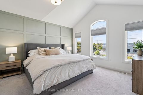 Photo 15 at 4005 Sixth Line, GO Glenorchy, Oakville