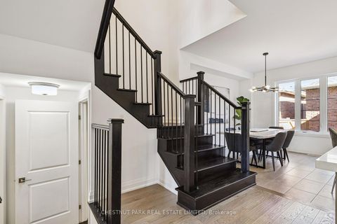 Photo 22 at 4005 Sixth Line, GO Glenorchy, Oakville