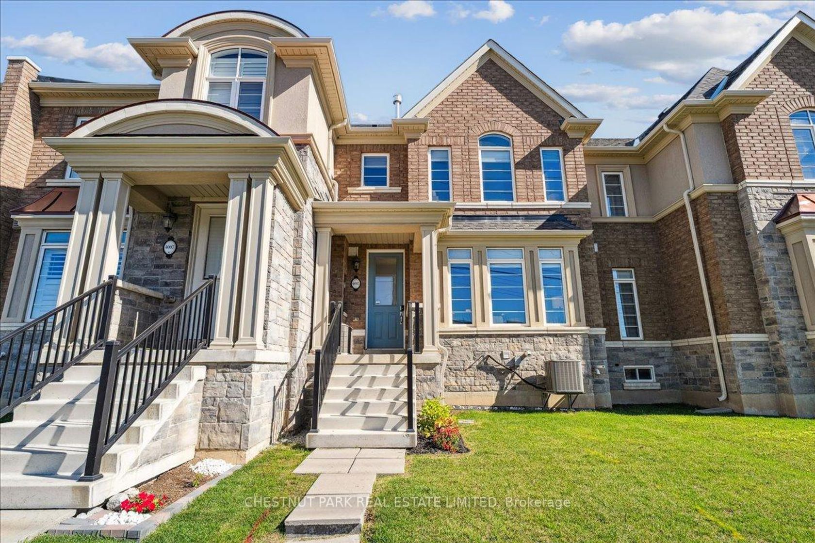 4005 Sixth Line, GO Glenorchy, Oakville 