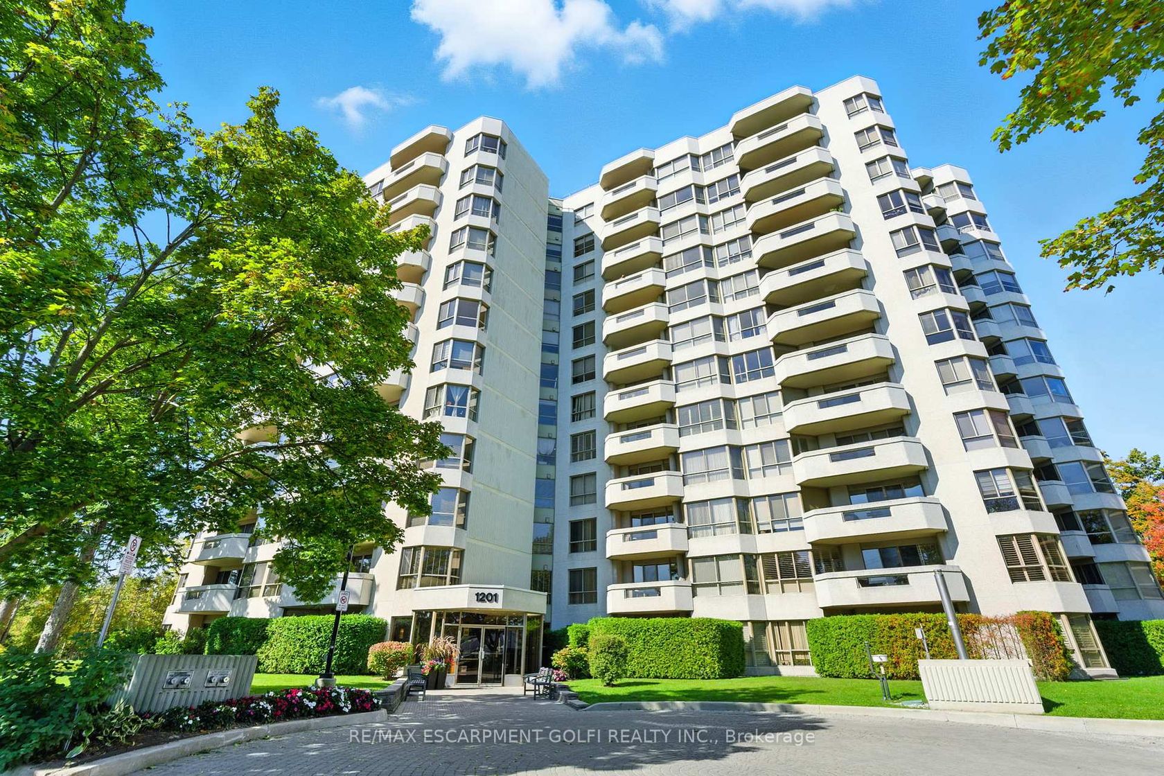 208 - 1201 North Shore Boulevard E, Brant, Burlington 