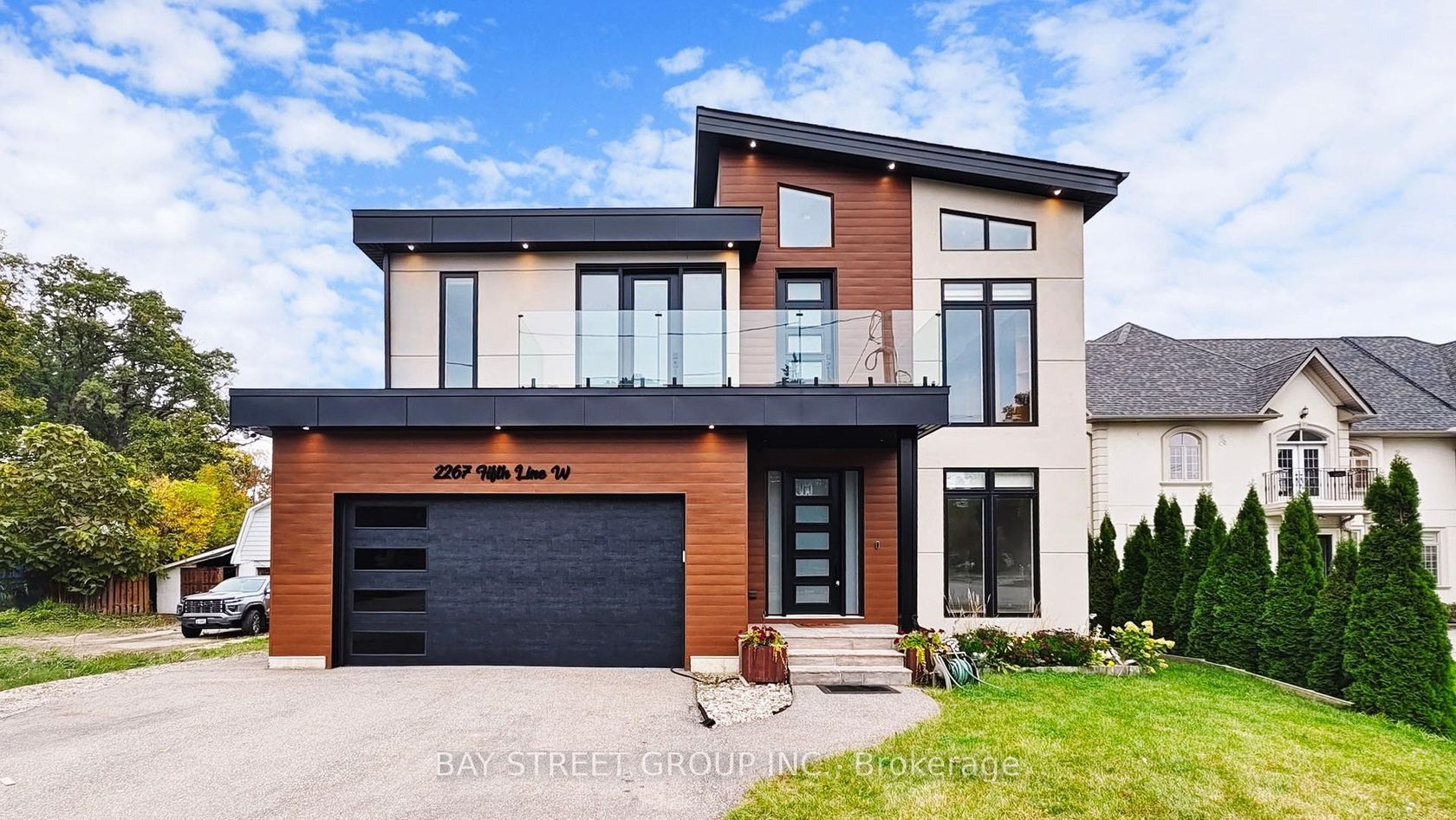 2267 Fifth Line W, Sheridan, Mississauga 
