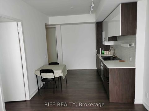 Photo 3 at 4811 - 5 Buttermill Avenue, Vaughan Corporate Centre, Vaughan