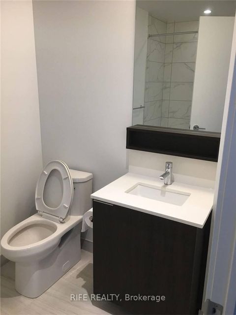 Photo 5 at 4811 - 5 Buttermill Avenue, Vaughan Corporate Centre, Vaughan