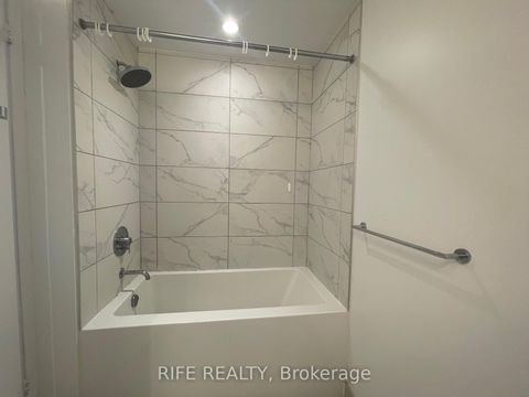 Photo 6 at 4811 - 5 Buttermill Avenue, Vaughan Corporate Centre, Vaughan