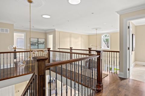 Photo 17 at 14 Ballantyne Court, Rosethorn, Toronto Photo 17 at 14 Ballantyne Court, Rosethorn, Toronto