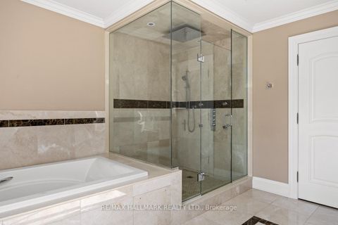 Photo 25 at 14 Ballantyne Court, Rosethorn, Toronto