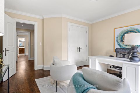 Photo 35 at 14 Ballantyne Court, Rosethorn, Toronto