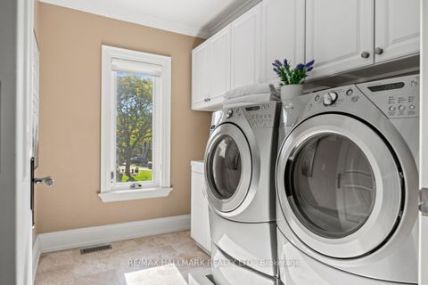 Photo 37 at 14 Ballantyne Court, Rosethorn, Toronto