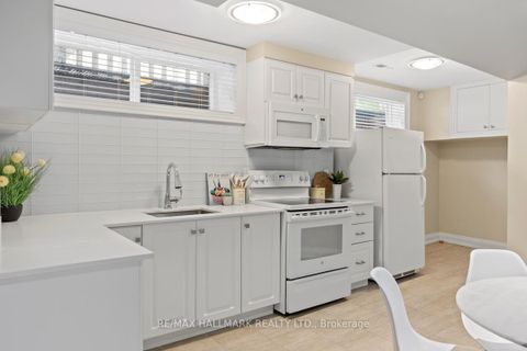 Photo 40 at 14 Ballantyne Court, Rosethorn, Toronto