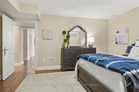 Photo 41 at 14 Ballantyne Court, Rosethorn, Toronto