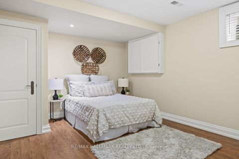 Photo 42 at 14 Ballantyne Court, Rosethorn, Toronto