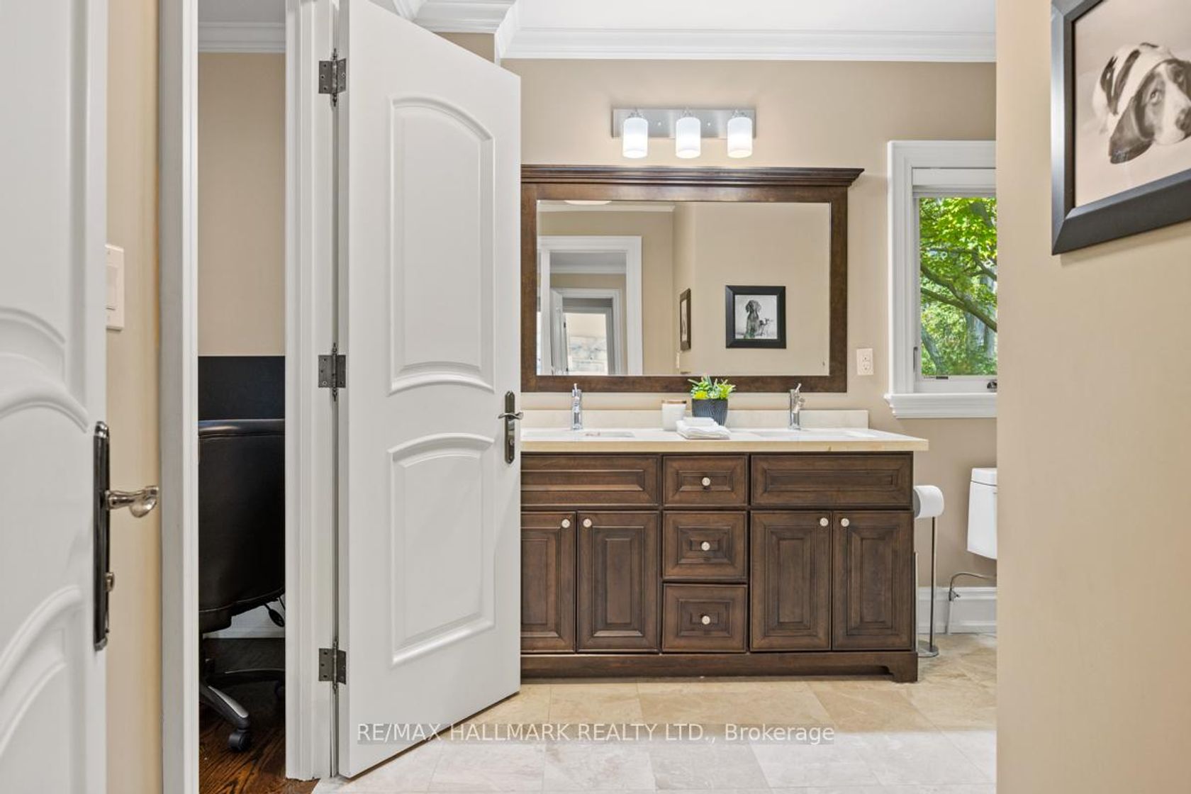 Photo 32 at 14 Ballantyne Court, Rosethorn, Toronto Photo 32 at 14 Ballantyne Court, Rosethorn, Toronto