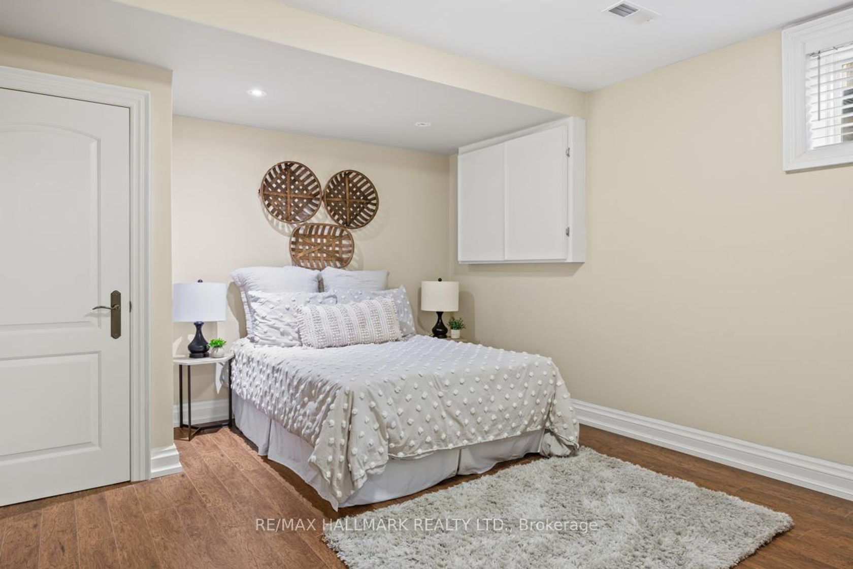 Photo 42 at 14 Ballantyne Court, Rosethorn, Toronto Photo 42 at 14 Ballantyne Court, Rosethorn, Toronto