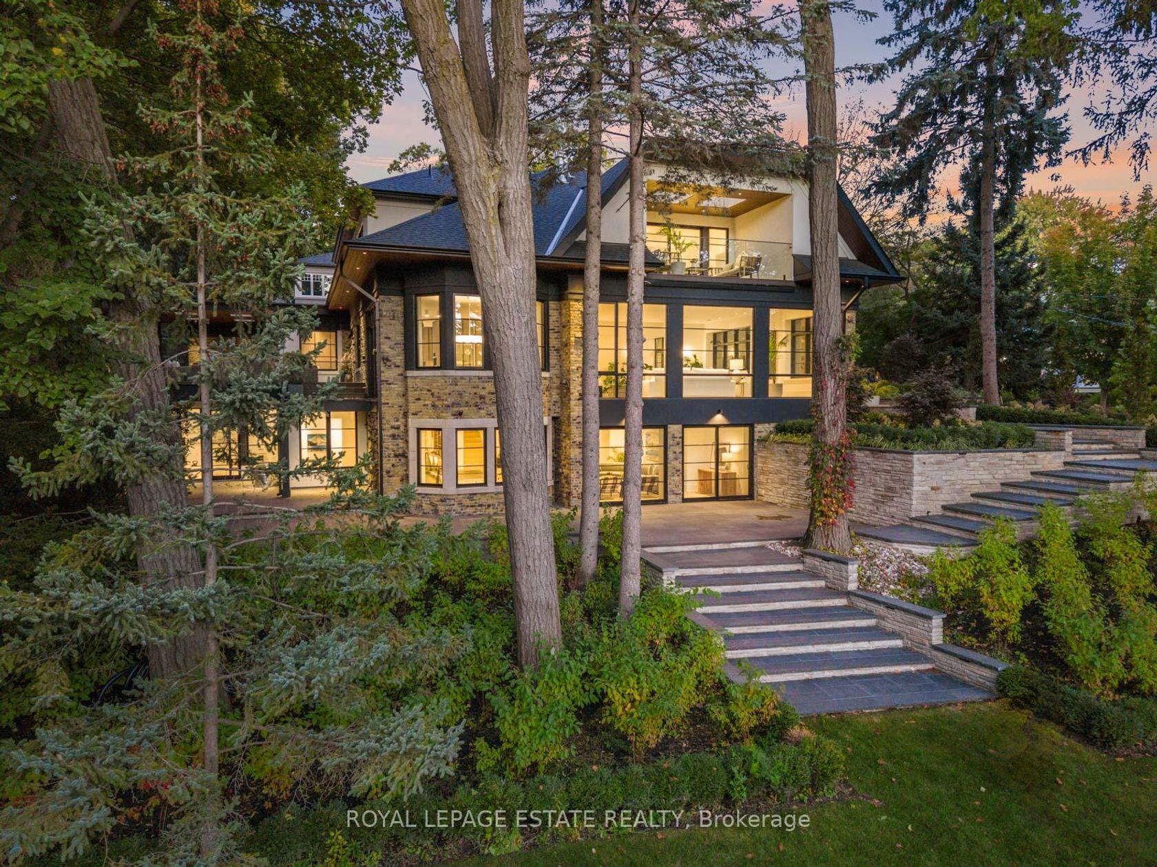 8 Crown Park Road, The Beaches, Toronto 
