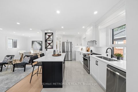 Photo 7 at 27 Gully Drive, Bendale, Toronto