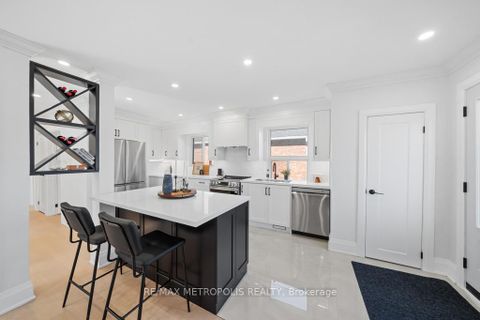 Photo 8 at 27 Gully Drive, Bendale, Toronto