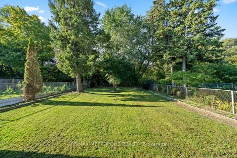 Photo 25 at 27 Gully Drive, Bendale, Toronto