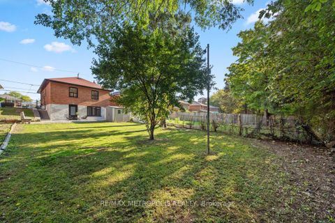 Photo 26 at 27 Gully Drive, Bendale, Toronto