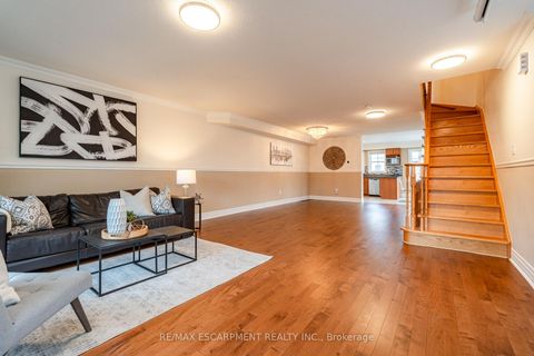 Photo 23 at 38 Archibald Mews, Bendale, Toronto