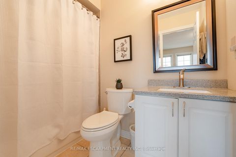 Photo 33 at 38 Archibald Mews, Bendale, Toronto