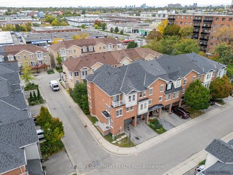 Photo 41 at 38 Archibald Mews, Bendale, Toronto
