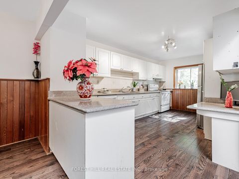 Photo 2 at 309 Hillcrest Avenue, Willowdale East, Toronto
