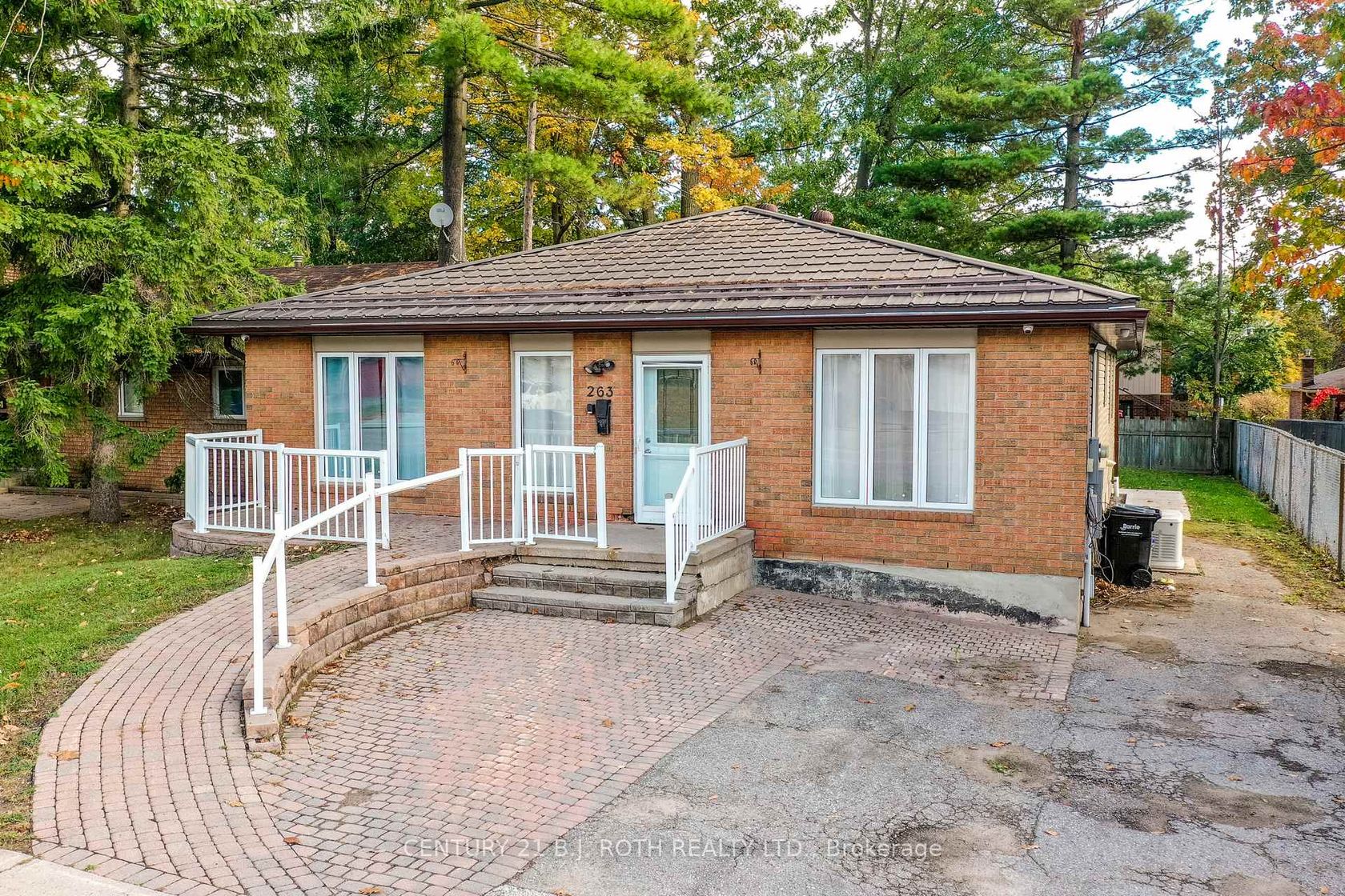 263 Anne Street N, Sunnidale, Barrie photo 8 263 Anne Street N, Sunnidale, Barrie photo 8